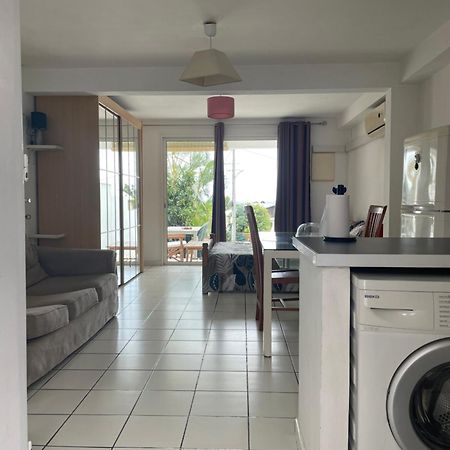 Studio 40M2 Saint Gilles Les Bains Exterior foto